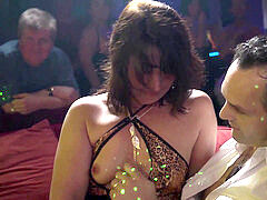 Penetracion con dedos, Alemán, Grupo, Pajear, Lencería, Maduro, Pelirrojo, Medias largas