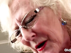 Britisch, Vollbusig, Geile alte tussi, Paar, Hardcore, Hd, Reif, Milf