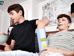 18 летние, Анальный секс, Минет, Геи, Ласковые ручки, Тощие, Тату, Молоденькие