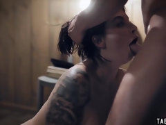 Anal, Gros seins, Sucer une bite, Brunette brune, Rondelette, Queue, Rugueux, Adolescente