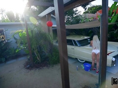 Enthousiasteling, Blond, Pijpbeurt, Bruinharig, Auto, Buiten, Doordringend, Spuiten