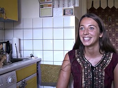 Enthousiasteling, Lieveling, Bruinharig, Vingeren, Harig, Hardcore, Masturbatie, Student
