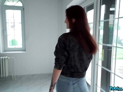 Mamada, Morena, Europeo, Jeans, Tetas naturales, Perforación, Tragarse, Tetas