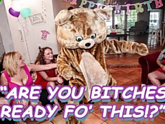Grosser schwanz, Tanzen, Hardcore, Interrassisch, Latina, Milf, Orgie, Party