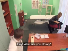 Lécher le cul, Sucer une bite, Branlette thaïlandaise, Infirmière, Bureau, Pov, Lécher le sphincter, Uniforme