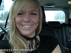Amateur, Rubia, Mamada, Coche, Hd, Casero, Al aire libre, Público