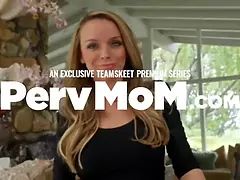 18 летние, В одежде, Хд, Каблуки, Огромные размеры, Чудовищные размеры, Молоденькие, Сиськи