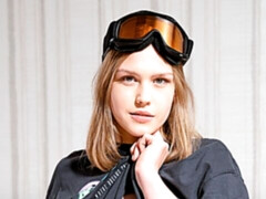 Любители, Большая жопа, Пальцем, Бритые, Тощие, Соло, Стриптизерша, Сиськи