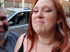 ぽっちゃり, 浮気する, ヌーディスト, 赤毛, 三人