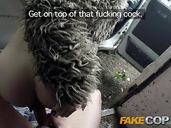 Enthousiasteling, Blond, Pijpbeurt, Reusachtig, Politie, Gezichtspunt, Realiteit, Uniformpje