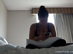 Amateur, Gros cul, Gros seins, Brunette brune, Marrant, Talons, Actrice du porno, Jarretelles