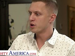 Grosser arsch, Grosser schwanz, Aufs gesicht abspritzen, Brille, Handjob, Absätze, Lecken, Masturbation