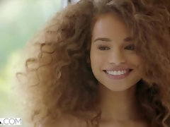 18 años, Chica, Verga grande, Morena, Peludo, Sexo duro, Estrella porno, Montar
