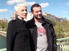 Schönheit, Grosse titten, Blondine, Blasen, Geile alte tussi, Reif, Mutti, Flotter dreier