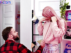 Leie, In den arsch, Bizarr, Crossdresser, Kehlenfick, Schwul, Strümpfe, Unter dem rock