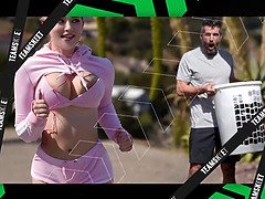 Wohlbeleibte schöne frauen, Grosse titten, Pummelig, Sperma im mund, Frau frau mann, Hd, Lecken, Flotter dreier