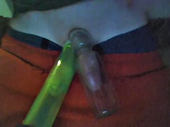 Leie, Grosser schwanz, Flasche, Hardcore, Masturbation, Solo, Ablutschen, Spielzeuge