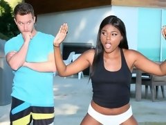 お尻, デカ尻, 黒人, フェラチオ, 手コキする, 異人種間, ストリッピング, ティーン