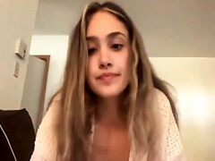 Blond, Masturbatie, Alleen, Tiener, Tieten likken, Speelgoed