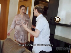 18 ans, Sucer une bite, Brunette brune, Rondelette, Queue, En levrette, Mature, Russe