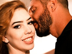 Culo grande, Verga grande, Mamada, Estilo perrito, Pelirrojo, Ducha, Tatuaje, Adolescente