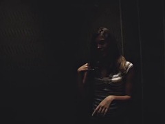 Bruinharig, Latijnse vrouw, Tatoeage, Tiener, Tieten likken