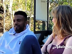 Amateur, Grosse bite, Gros seins, Sucer une bite, Plantureuse, Interracial, Naturelle, Réalité