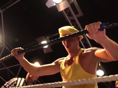 Amateur, Mamada, Corridas, Estilo perrito, Penetracion con dedos, Atragantadas, Lamidas, Uniforme