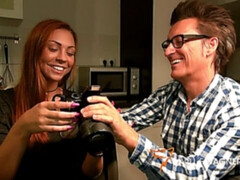 Cul, Gros cul, Sucer une bite, Branlette thaïlandaise, Rasée, Dénudage, Adolescente, Nénés