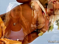 Gros seins, Blonde, Sucer une bite, Gorge profonde, Hard, Fille latino, Seins naturels, De plein air