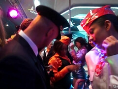 Grote mammen, Rondborstig, Genootschap, Dronken, Handbeurt, Rijpe lesbienne, Moeder die ik wil neuken, Orgie