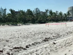 ビーチ, カップル, チン, フランス人, 手コキする, なめる, 自然山雀, ショートヘア