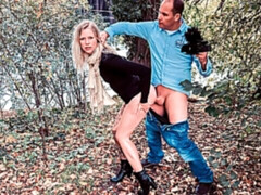 Grote kont, Grote lul, Grote mammen, Blond, Pijpbeurt, Hondjeshouding