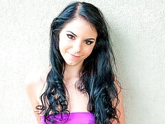 Anal, Gros cul, Grosse bite, Sucer une bite, Brunette brune, En levrette, Hard