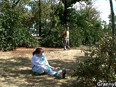 Sucer une bite, Femme couguar, Gorge profonde, Mature, Mère que j'aimerais baiser, Maman, Réalité, Belle mère