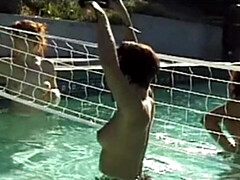 Consolador, Penetracion con dedos, Lamidas, Lencería, Masturbación, Madres para coger, Afeitado, Tetas