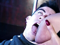 Culo grande, Tetas grandes, Rubia, Club, Ébano, Madres para coger, Afeitado, Desnudarse