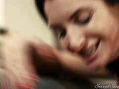 Pijpbeurt, Bruinharig, Sperma shot, Likken, Moeder die ik wil neuken, Doordringend, Kort haar, Tieten likken