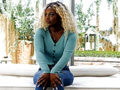 Amateur, Cul, Brunette brune, En levrette, Noir ébène, Pov, Chatte, Tatouage