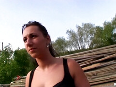 Leie, Blasen, Braunhaarige, Tschechisch, Hardcore, Im freien, Pov, Realität