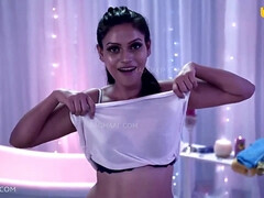 Asiatique, Cul, Nana, Gros cul, Brunette brune, Indienne, Massage, Nénés