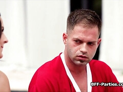 18 jahre, Bikini, Blasen, Schwanz, Flotter vierer, Freundin, Gruppe, Jungendliche (18+)