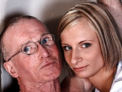 Cul, Sucer une bite, En levrette, Branlette thaïlandaise, Rasée, Maigrichonne, Dénudage, Adolescente