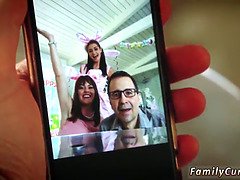 Cul, Sucer une bite, Brunette brune, Marrant, Petite femme, Criant, Oncle, Uniforme