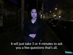 Enthousiasteling, Pijpbeurt, Hondjeshouding, Sperma in gezicht, Vingeren, Handbeurt, Buiten, Openbaar