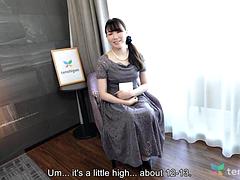 Asiatique, Gros seins, Sucer une bite, Rondelette, Éjaculation interne, Tir de sperme, Femme au foyer, Japonaise