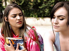 Culo, Dormitorio, Morena, Besar, Lesbiana, Al aire libre, Bragas, Hilo dental