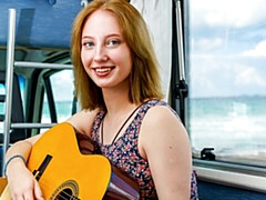 18 jahre, Leie, Grosser arsch, Grosse titten, Fingern, Masturbation, Entkleiden, Jungendliche (18+)