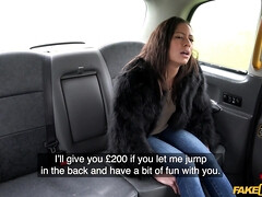 Anal, Culo, Beso negro, Corridas faciales, Penetracion con dedos, Al aire libre, Perforación, Tatuaje