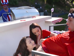 Grosse titten, Schwarz, Braunhaarige, Kondom, Fetisch, Natürlichen titten, Im freien, Party